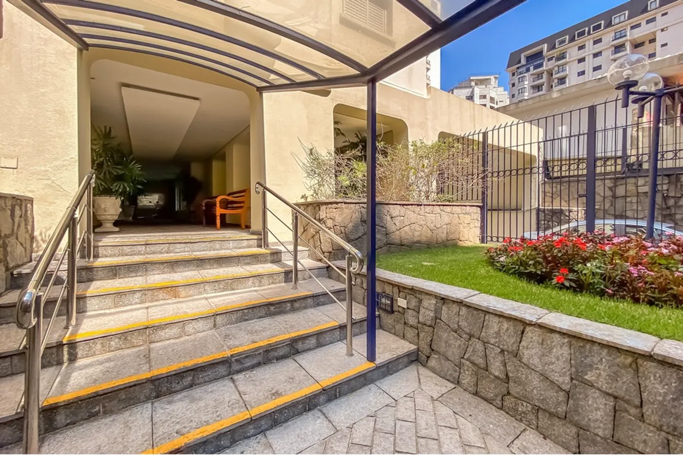 MM 420 Apto 602221006-17 - REMAX Galeria Exclusividades
