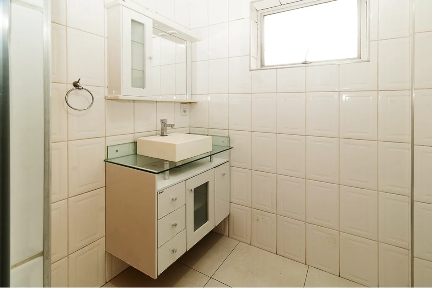 LDE 373 Apto 601081078-4 - REMAX Lepex Exclusividades