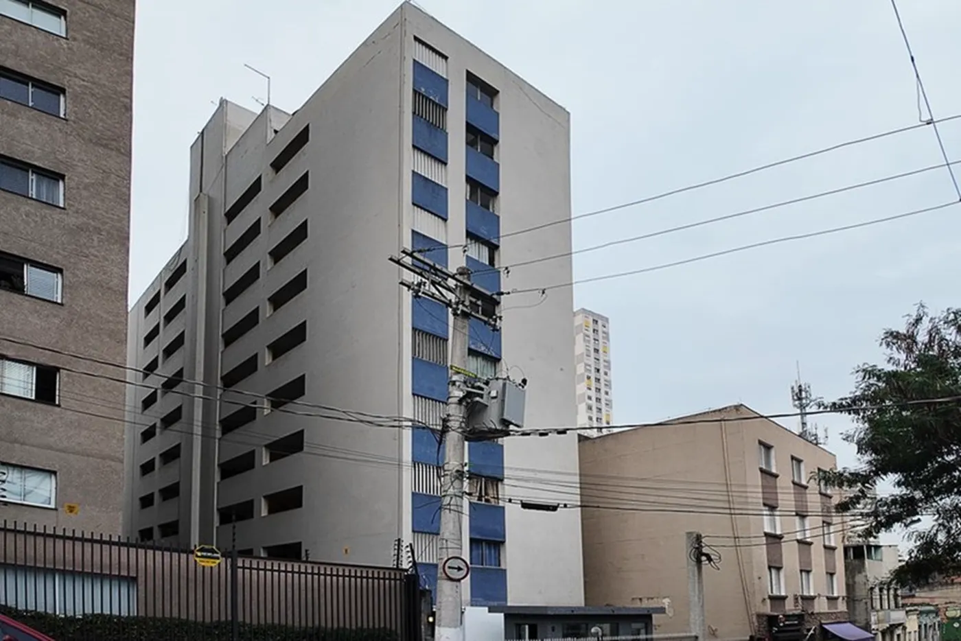 LDE 373 Apto 601081078-4 - REMAX Lepex Exclusividades