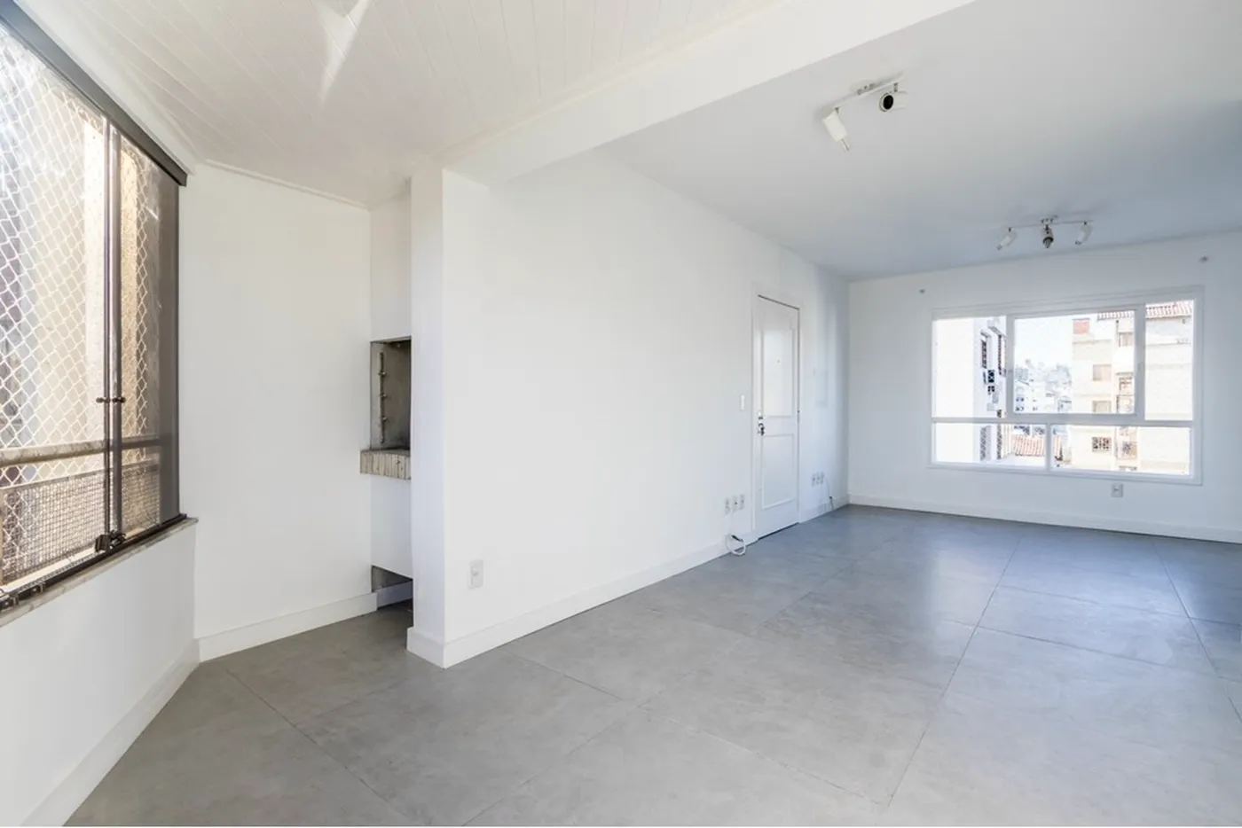 JBC 273 Apto 612511042-33 - REMAX Moderna Exclusividades