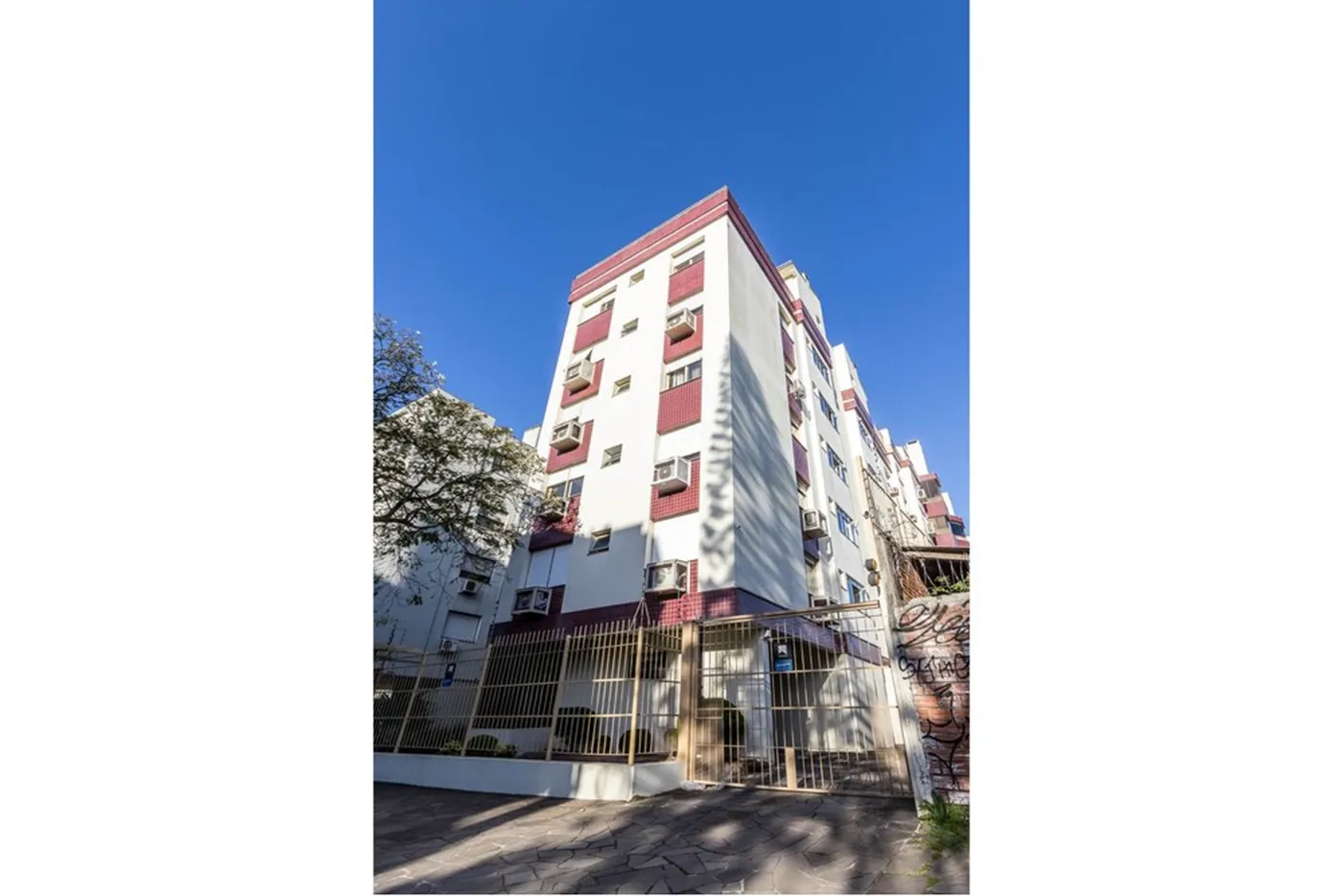JBC 273 Apto 612511042-33 - REMAX Moderna Exclusividades