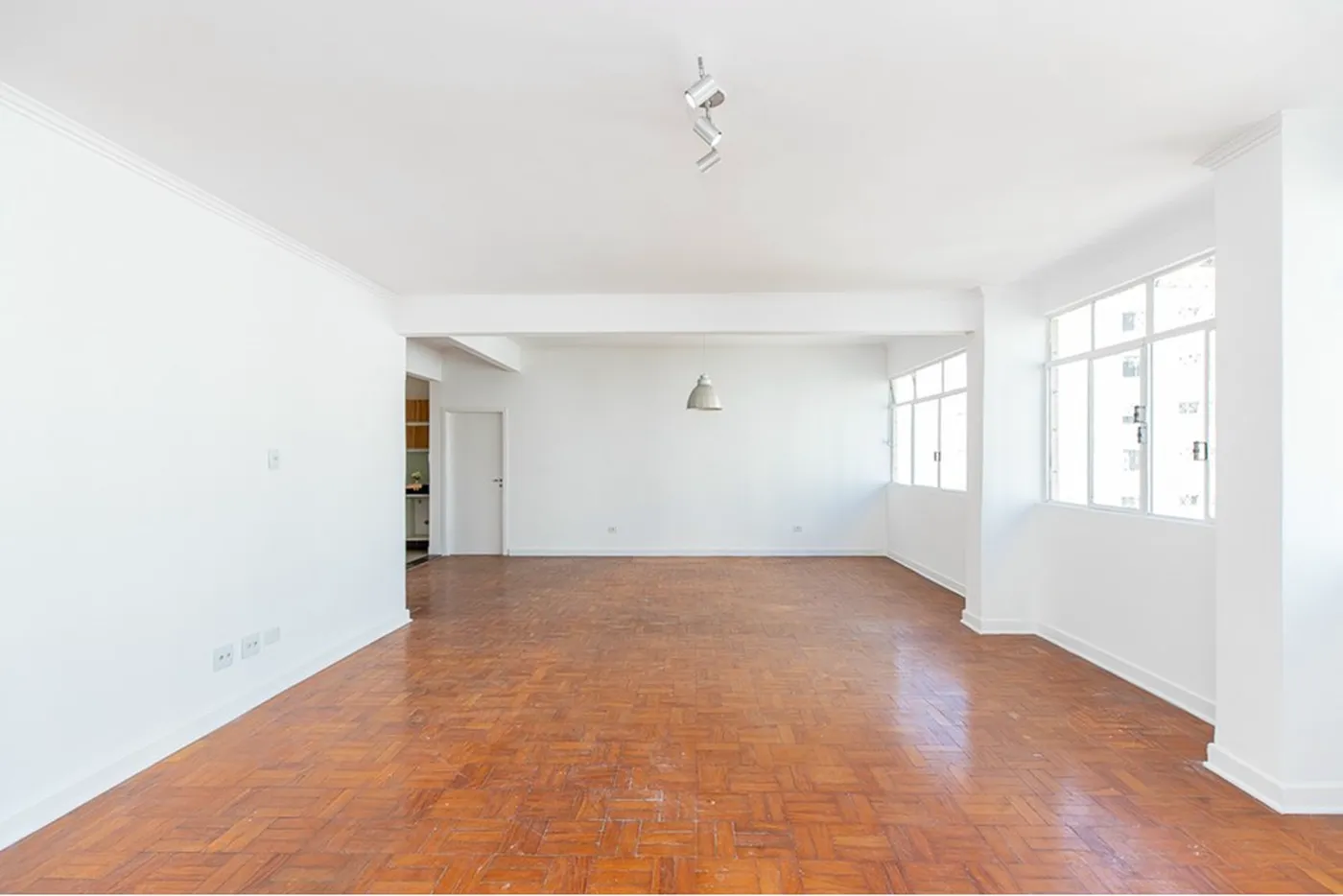 AS 113 Apto 601131009-89 - REMAX Ares Exclusividades