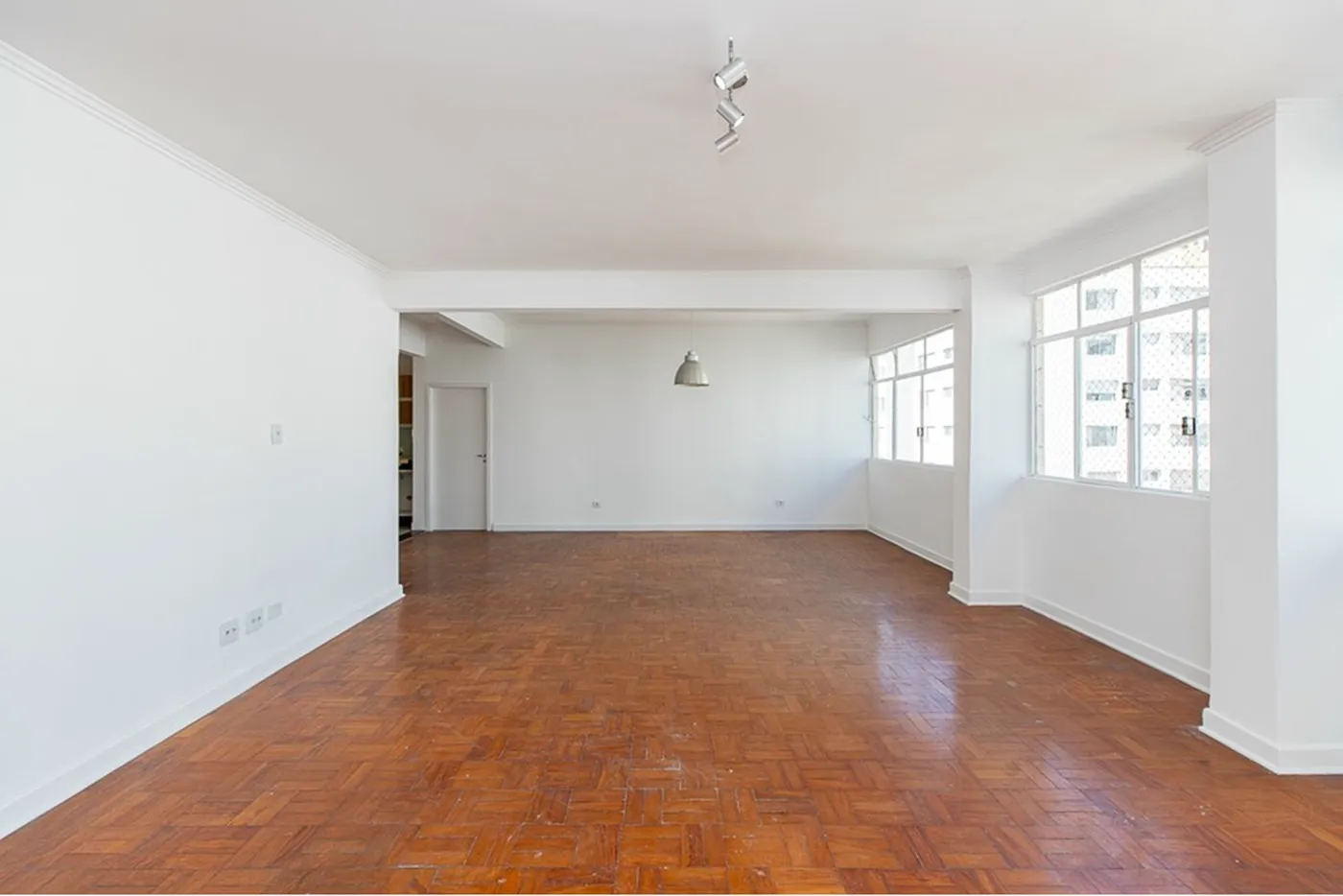 AS 113 Apto 601131009-89 - REMAX Ares Exclusividades
