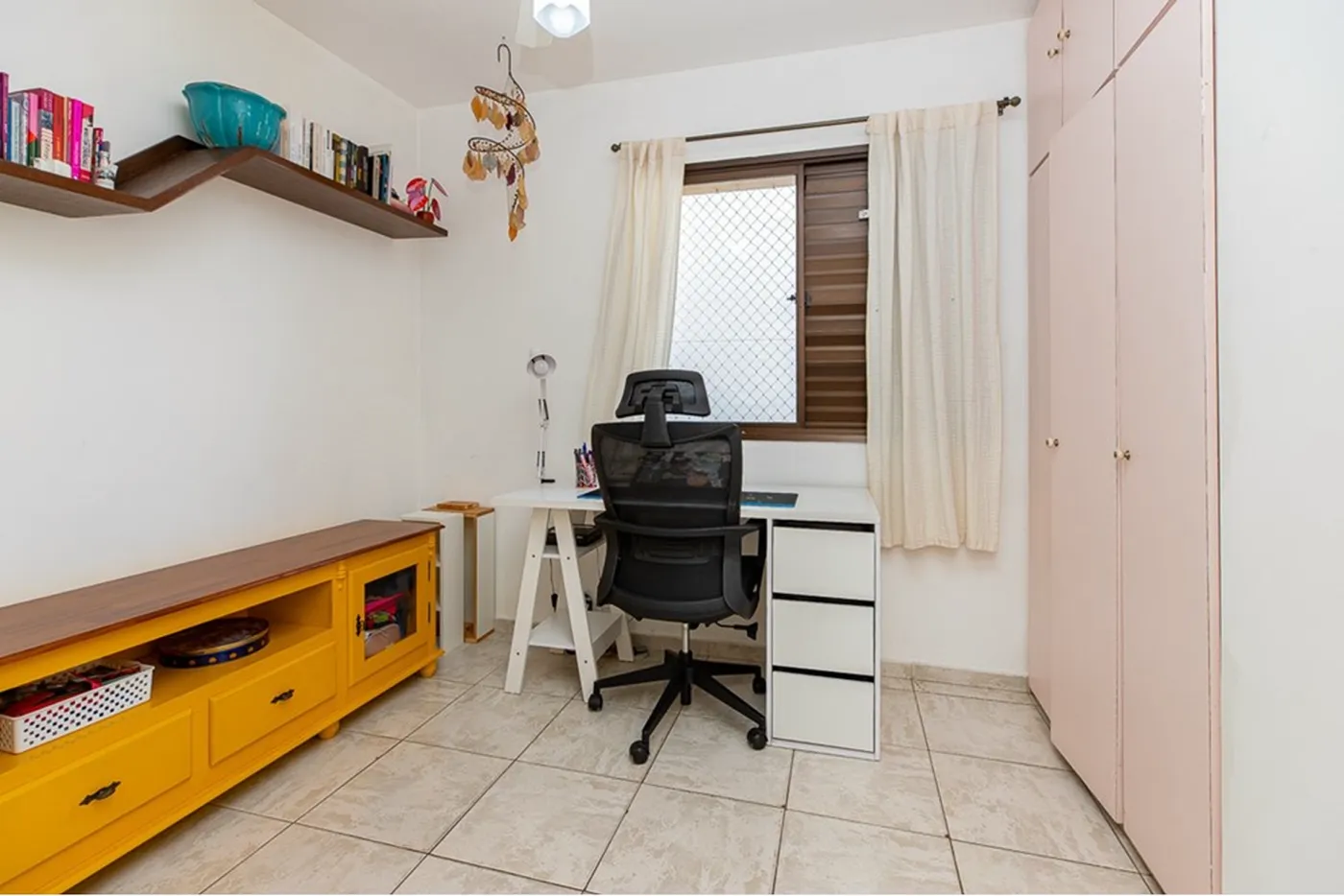 CAM 195 Apto 601131009-86 - REMAX Ares Exclusividades