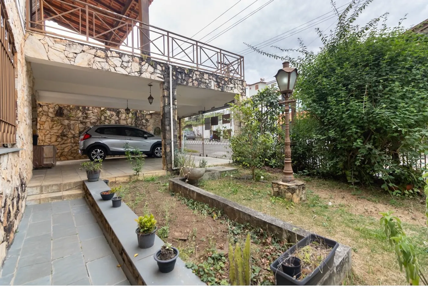 BPFL 176 601371078-8 - REMAX Boutique Exclusividades