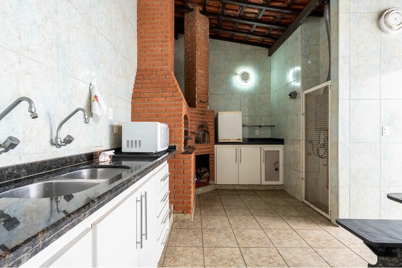 ILG 8 Casa 601971088-4 - REMAX Empire Exclusividades