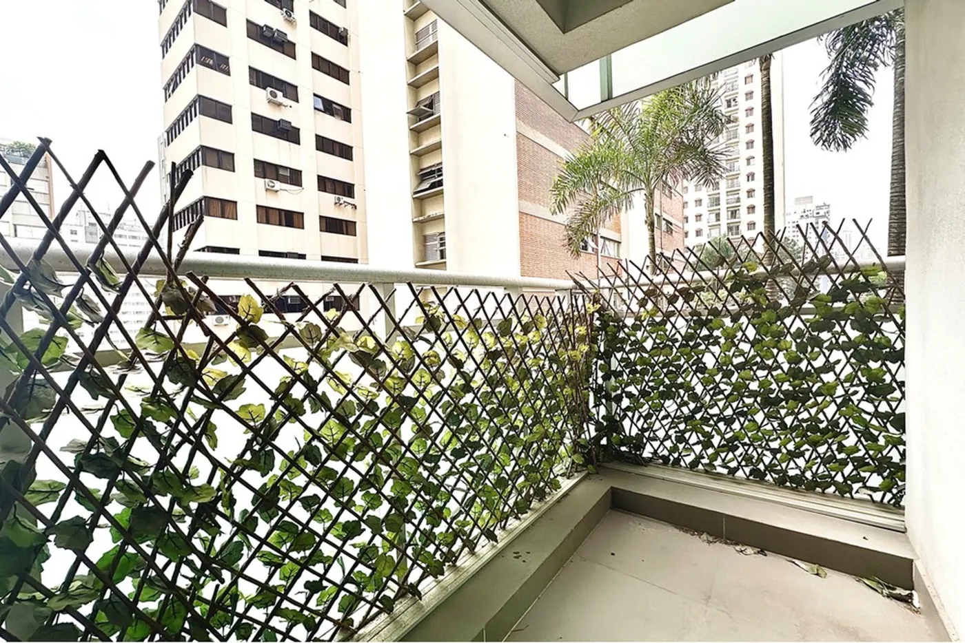 PLA 259 Sala 601081056-47 - REMAX Lepex Exclusividades