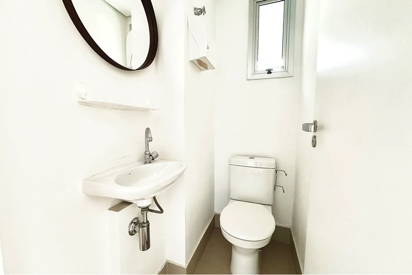 PLA 259 Sala 601081056-47 - REMAX Lepex Exclusividades
