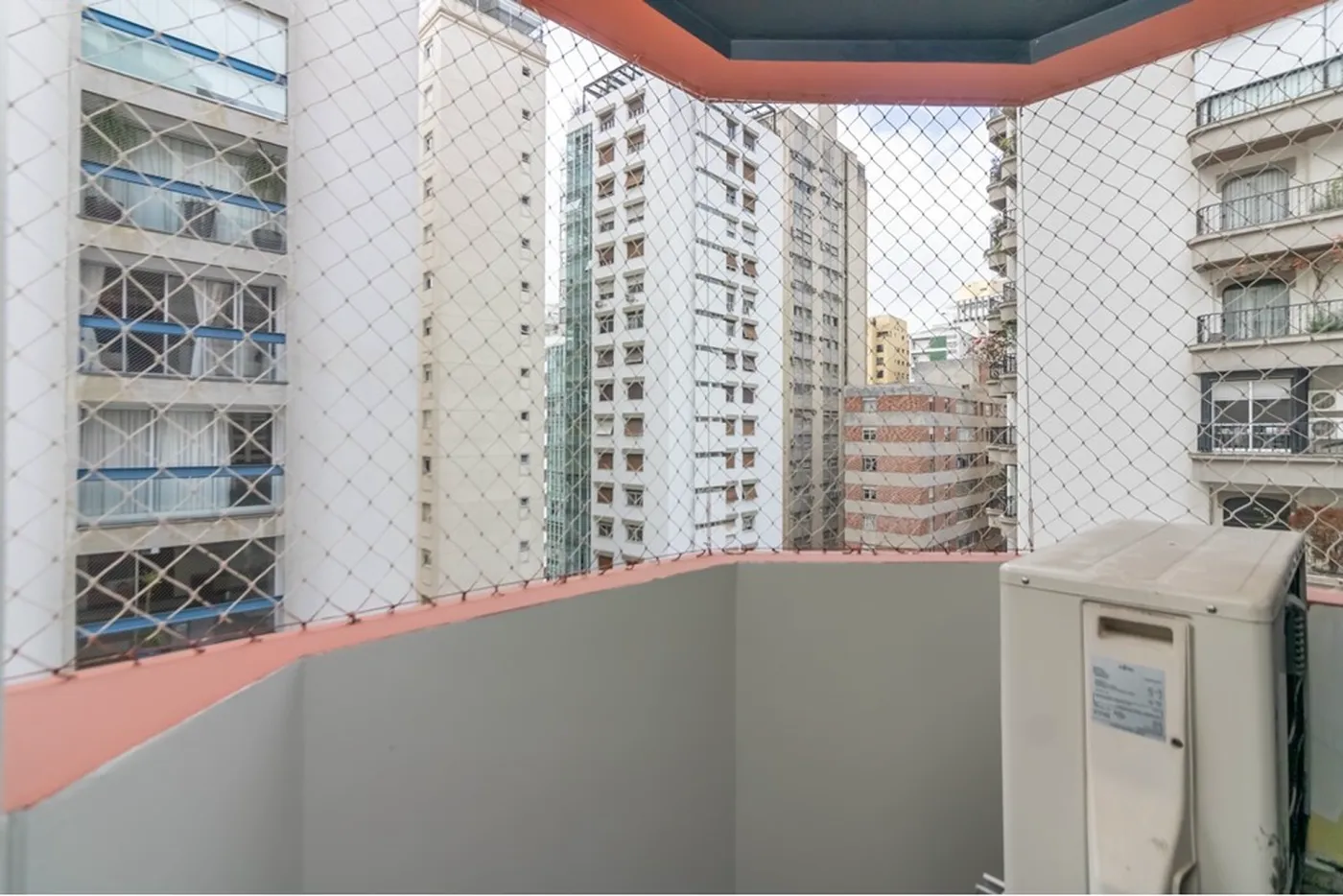 HCB 1211 Apto 601081065-29 - REMAX Lepex Exclusividades