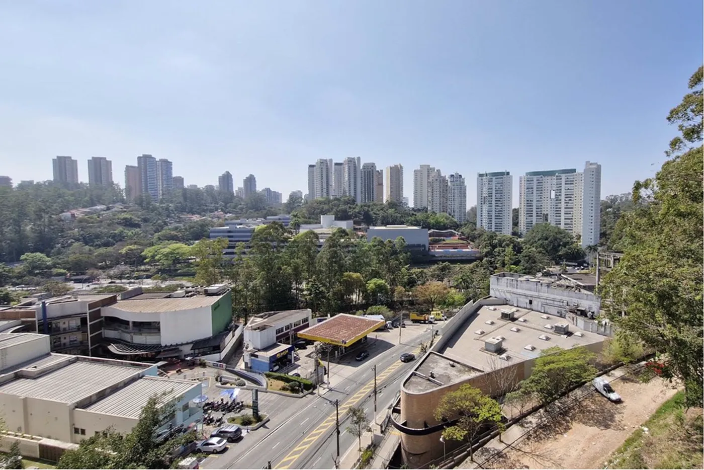 PJRU 932 Apto 601361044-56 - REMAX Trio Exclusividades