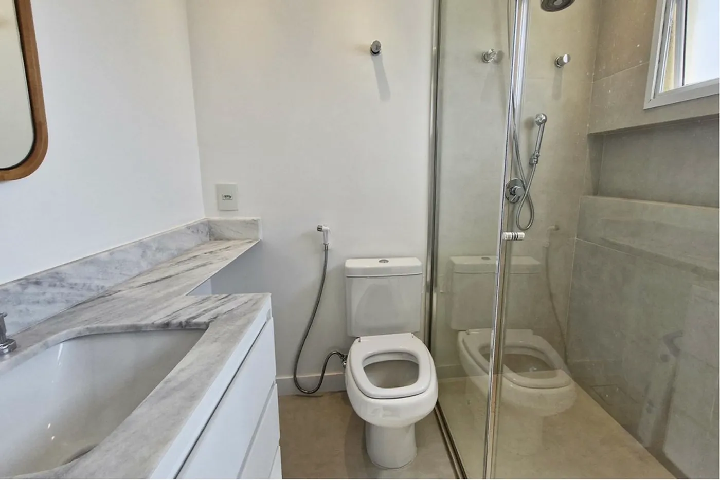 PJRU 932 Apto 601361044-56 - REMAX Trio Exclusividades