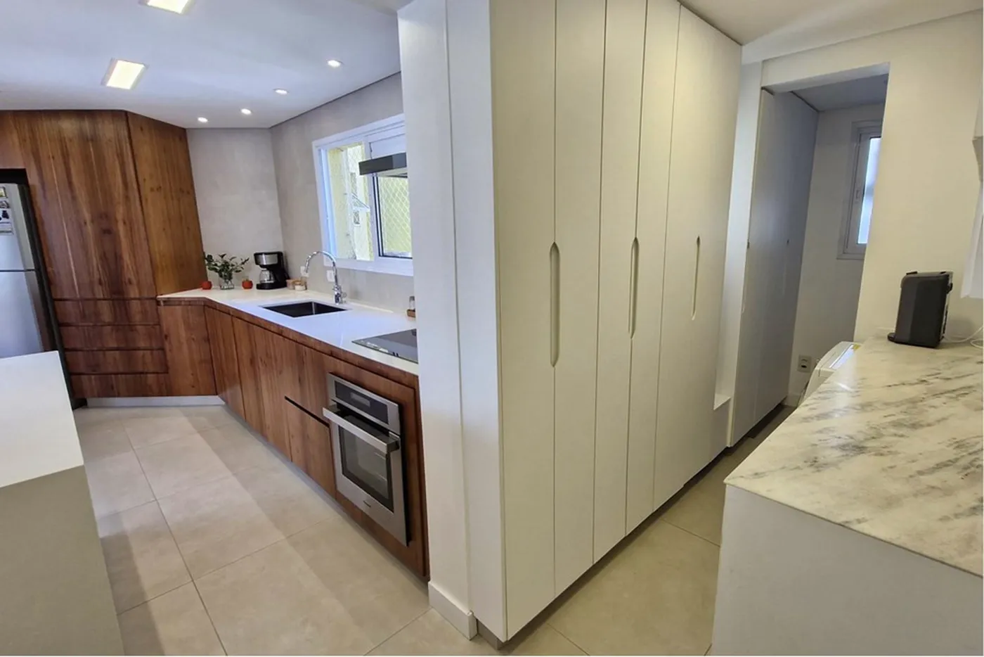 PJRU 932 Apto 601361044-56 - REMAX Trio Exclusividades