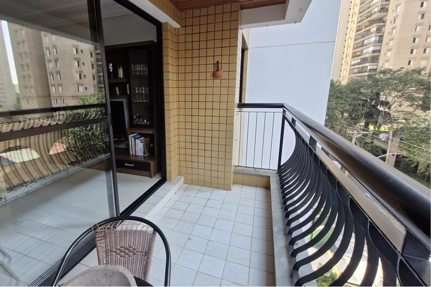 BPI 64 Apto 601361053-38 - REMAX Trio Exclusividades