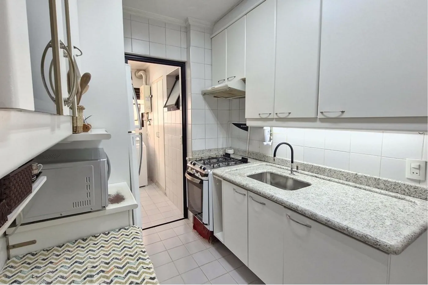 BPI 64 Apto 601361053-38 - REMAX Trio Exclusividades