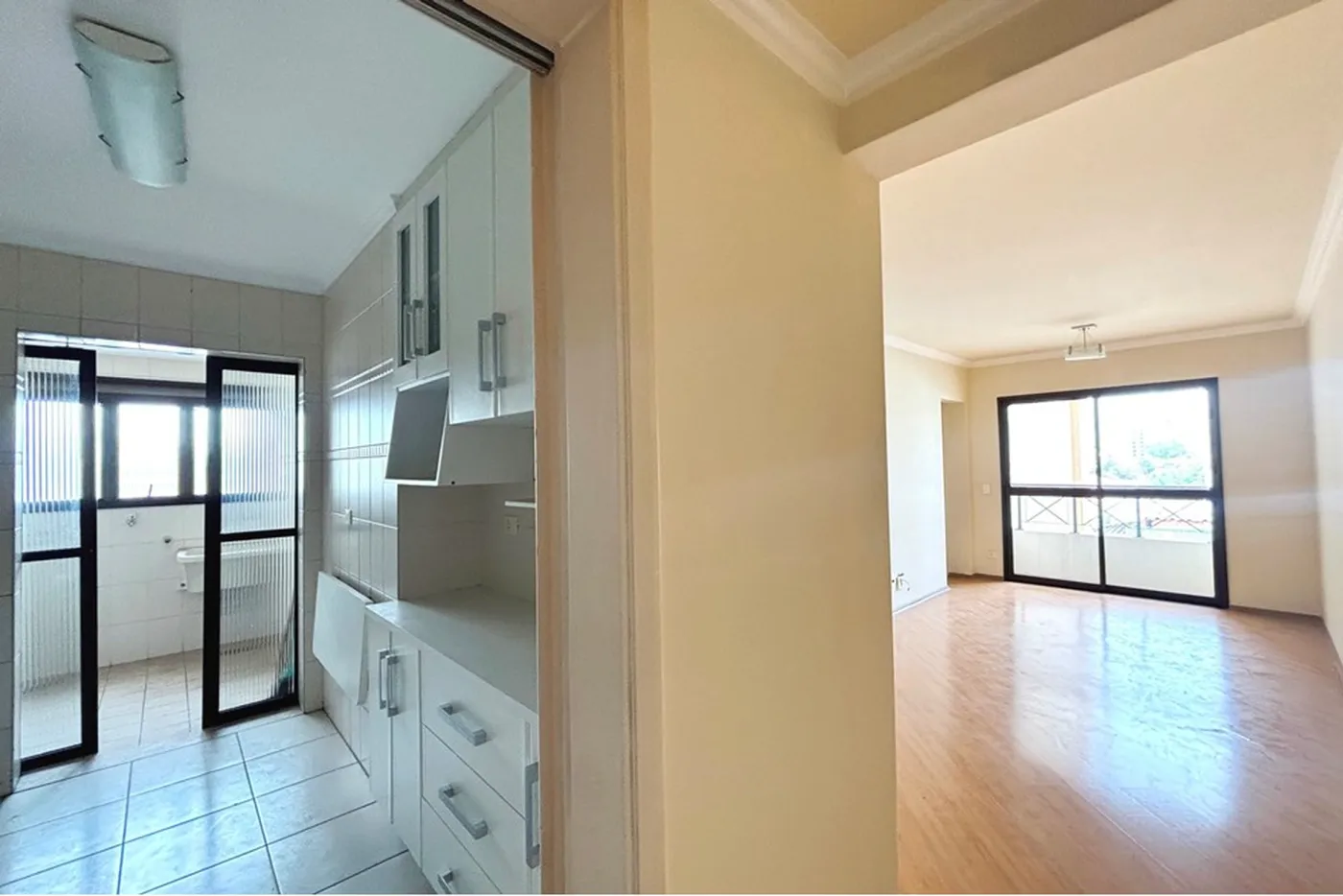 SBDS 834 Apto 602031008-78 - REMAX Classique Exclusividades