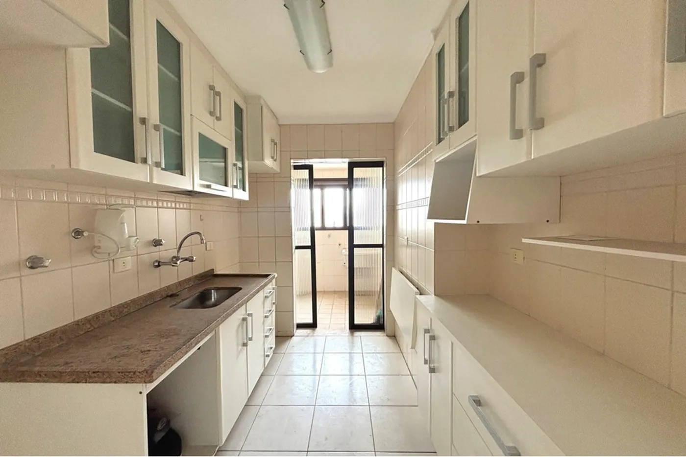 SBDS 834 Apto 602031008-78 - REMAX Classique Exclusividades