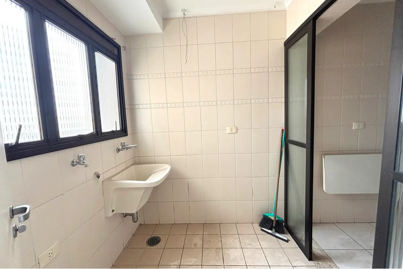 SBDS 834 Apto 602031008-78 - REMAX Classique Exclusividades