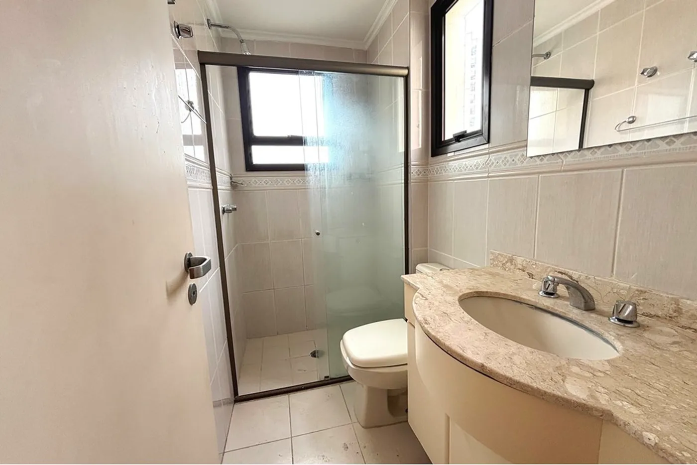 SBDS 834 Apto 602031008-78 - REMAX Classique Exclusividades
