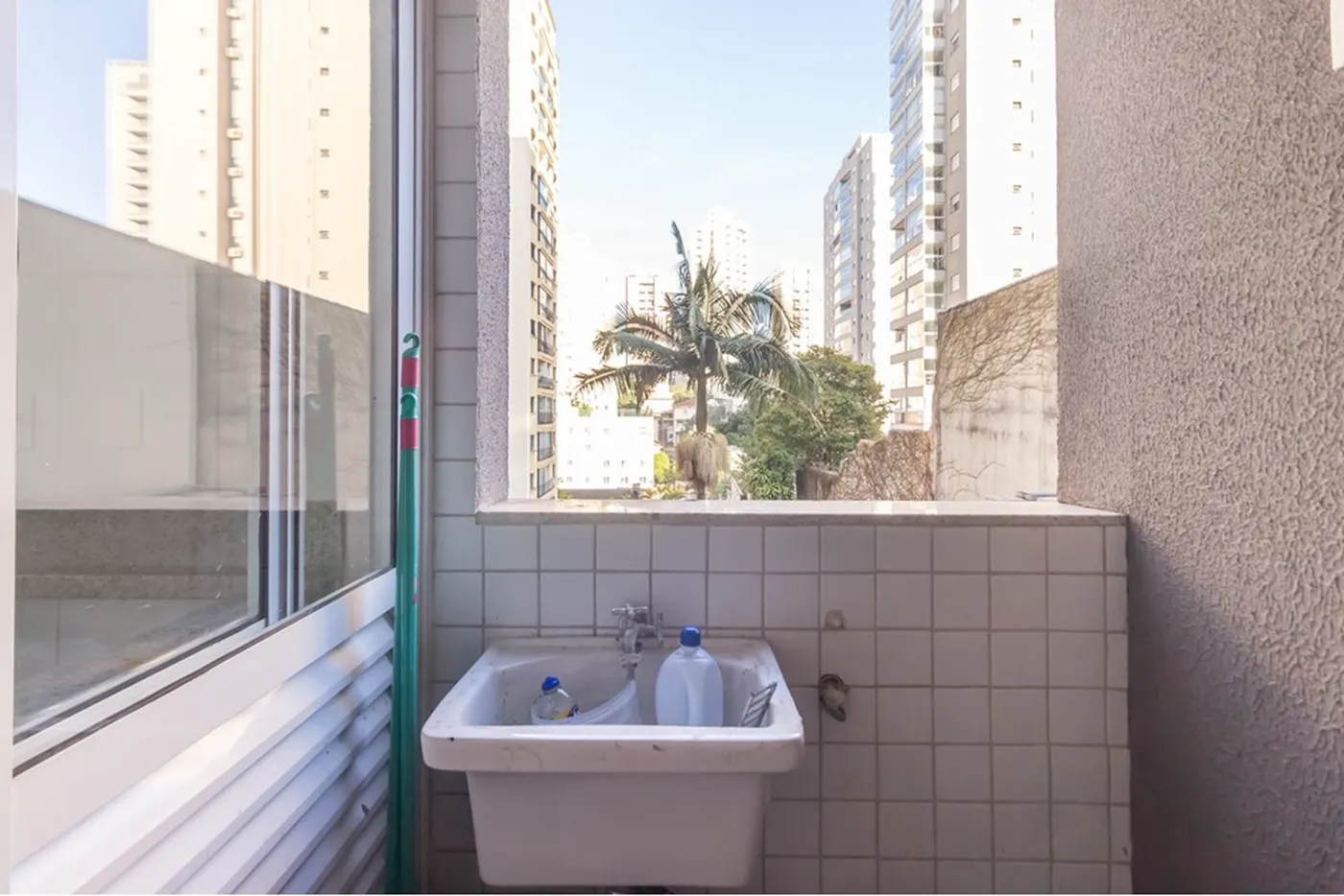 SC 1164 Apto 602031002-110 - REMAX Classique Exclusividades