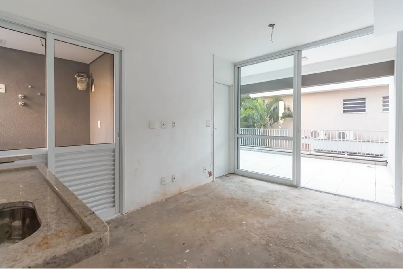 SC 1164 Apto 602031002-110 - REMAX Classique Exclusividades