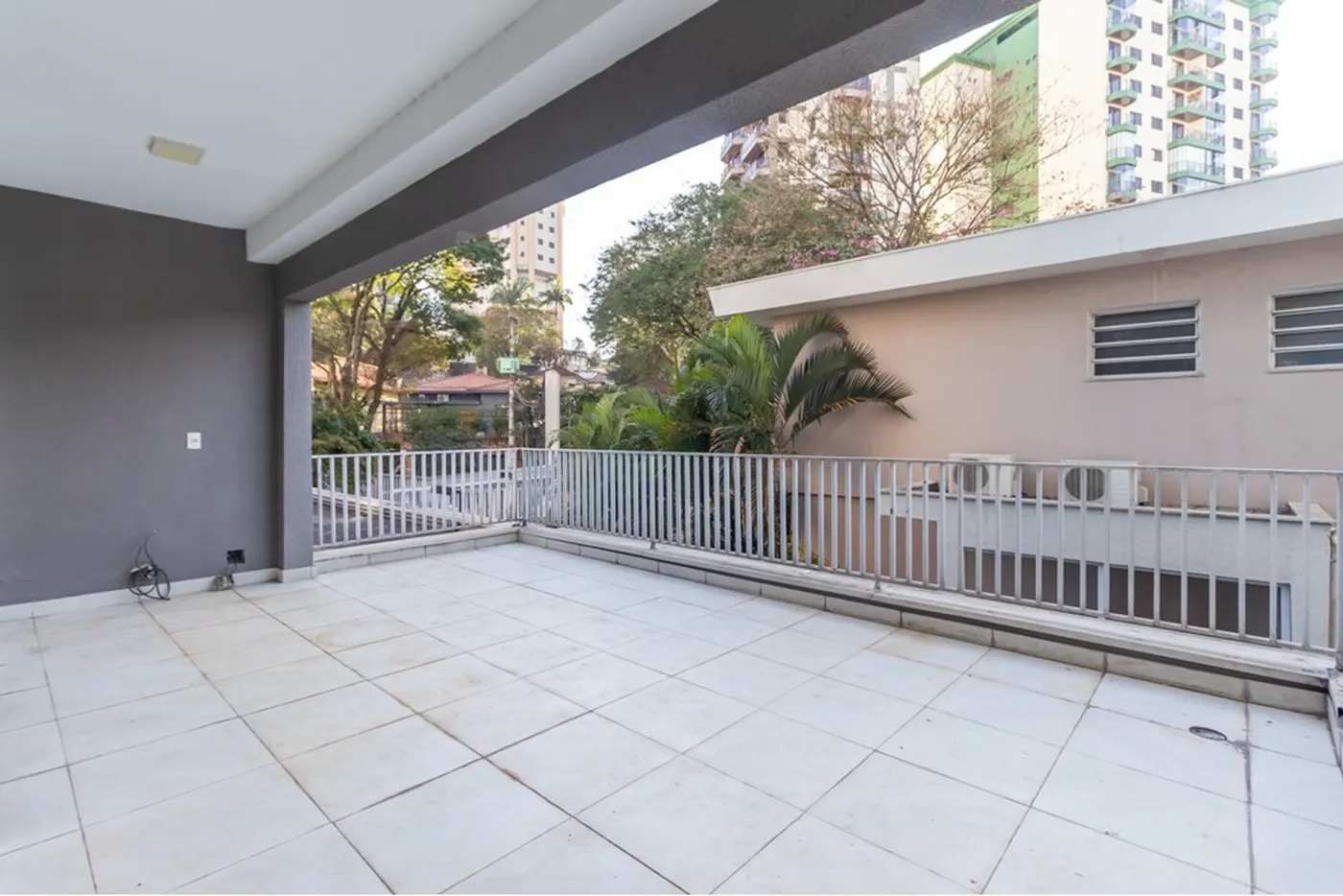 SC 1164 Apto 602031002-110 - REMAX Classique Exclusividades