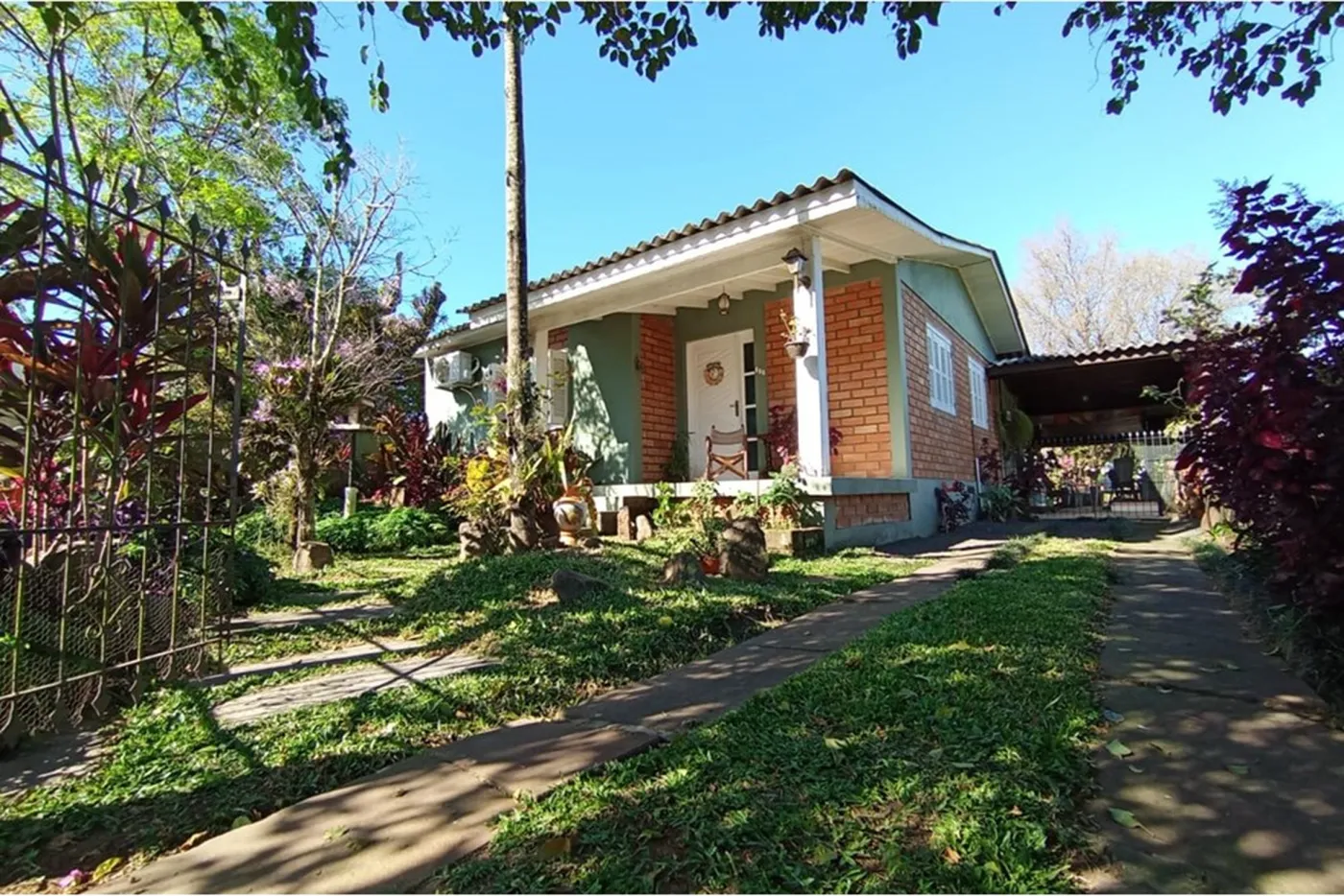 CJK 399 612511062-5 - REMAX Moderna Exclusividades