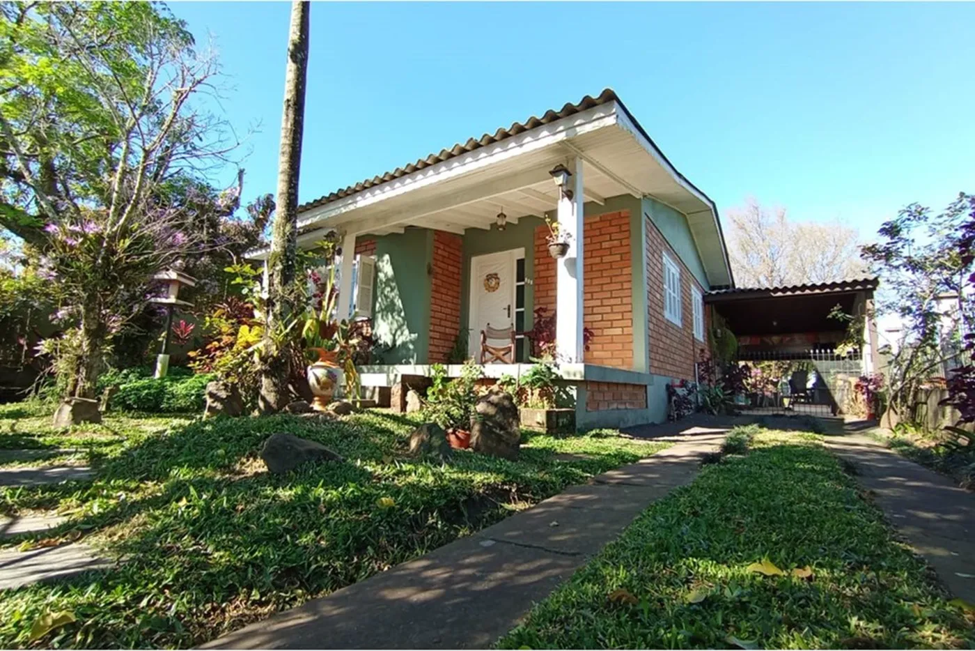 CJK 399 612511062-5 - REMAX Moderna Exclusividades