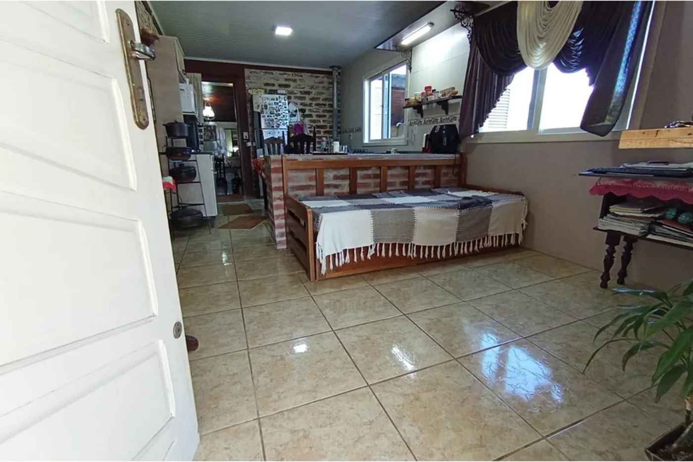 CJK 399 612511062-5 - REMAX Moderna Exclusividades