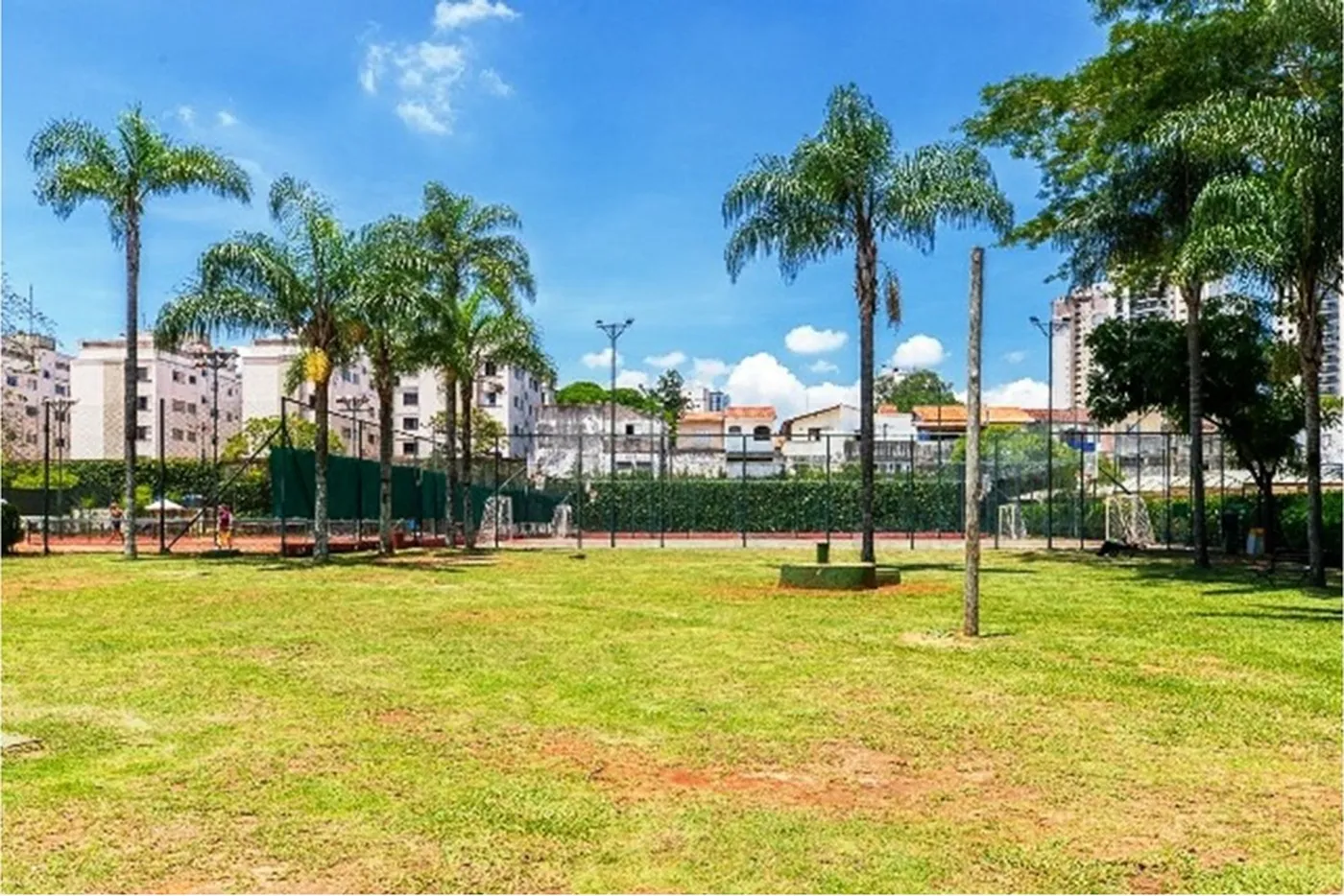 SABG 331 Apto 601301079-13 - Remax Studio 76 Exclusividades