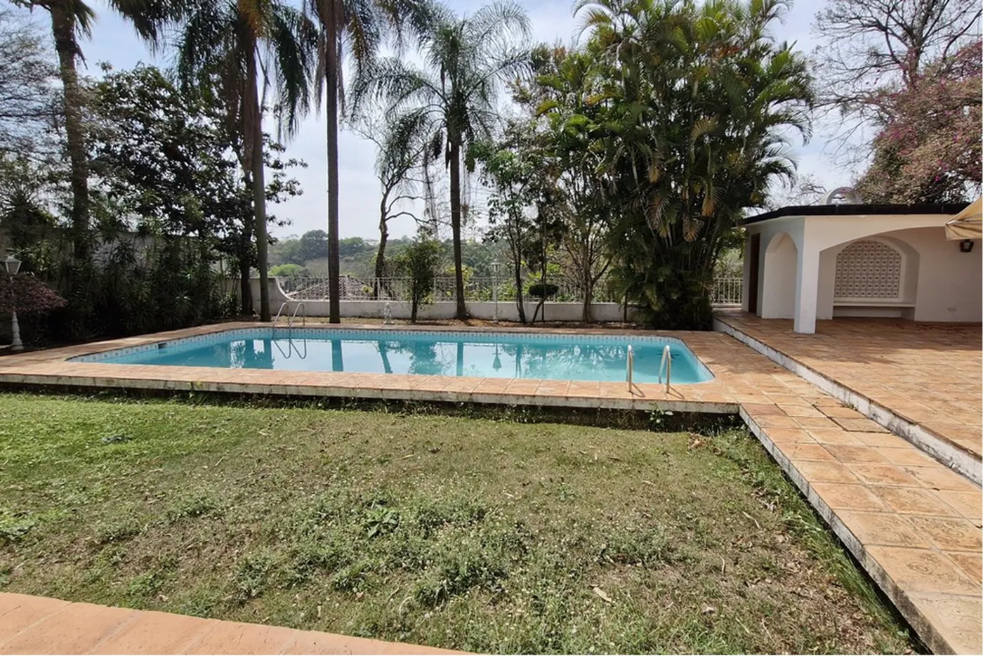 JGOM 347 601361045-17 - REMAX Trio Exclusividades