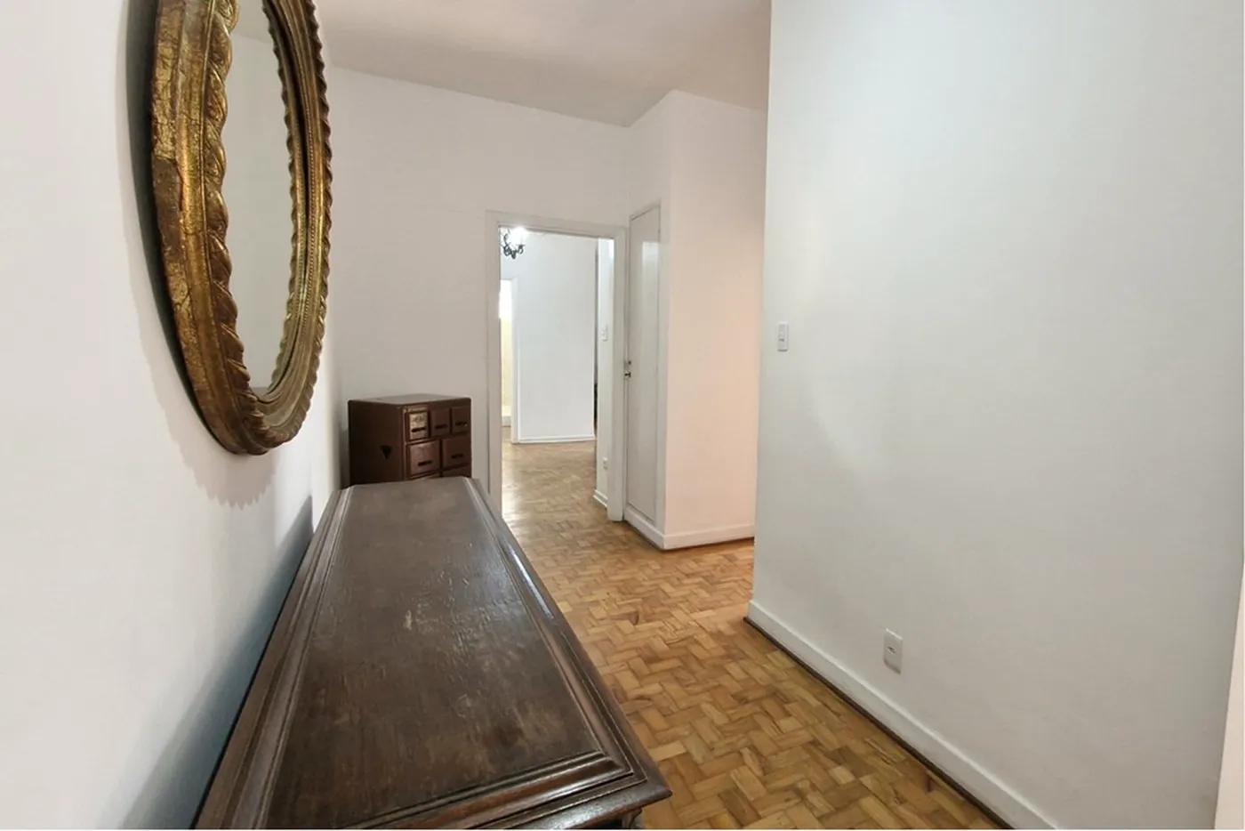 JGOM 347 601361045-17 - REMAX Trio Exclusividades