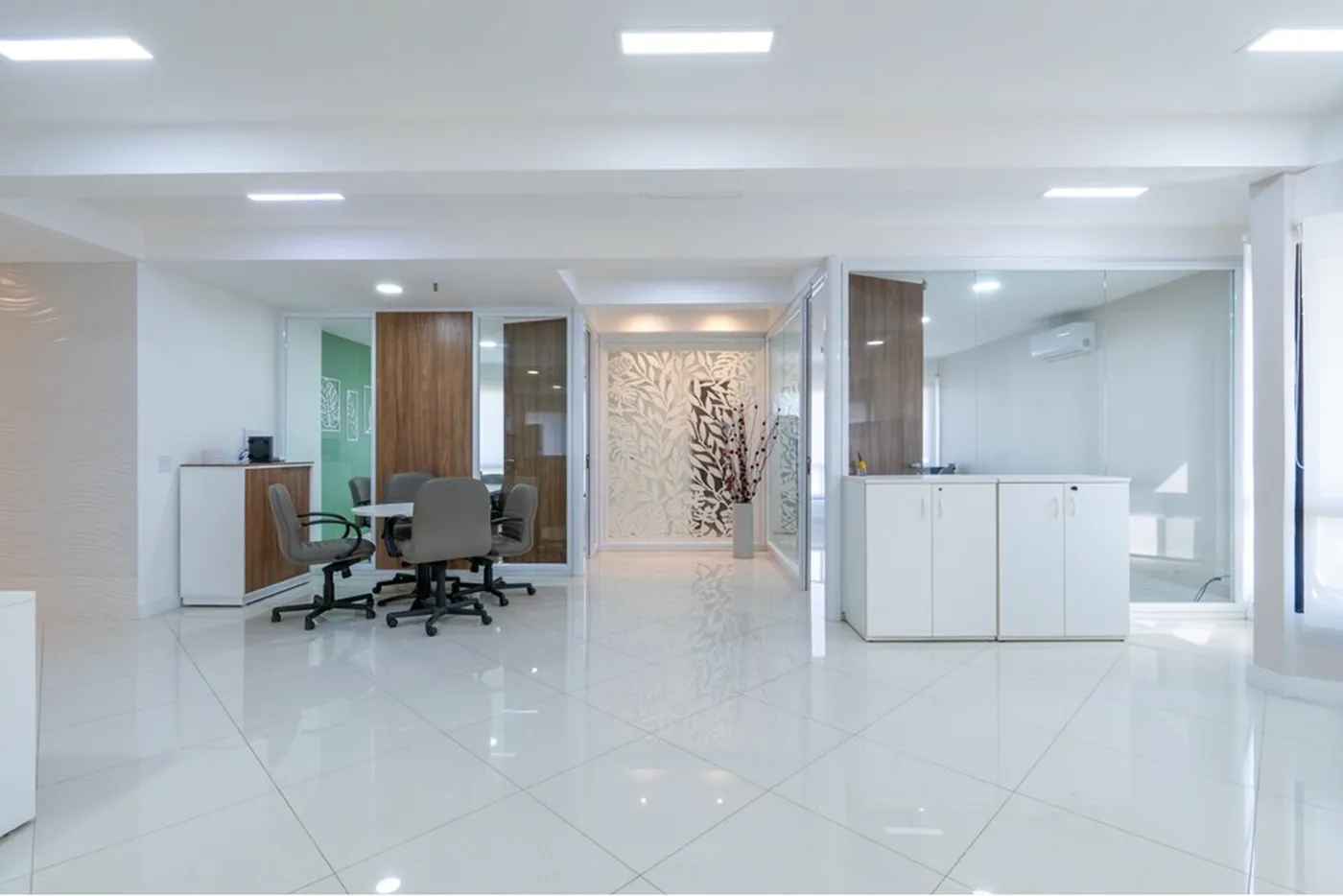 MDLM 1110 Sala 601241070-3 - REMAX Ville Exclusividades
