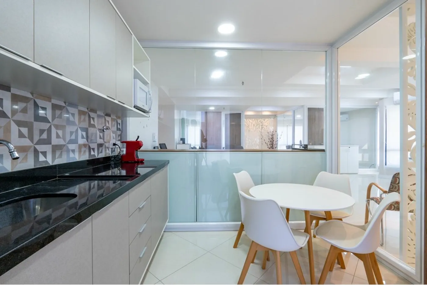 MDLM 1110 Sala 601241070-3 - REMAX Ville Exclusividades