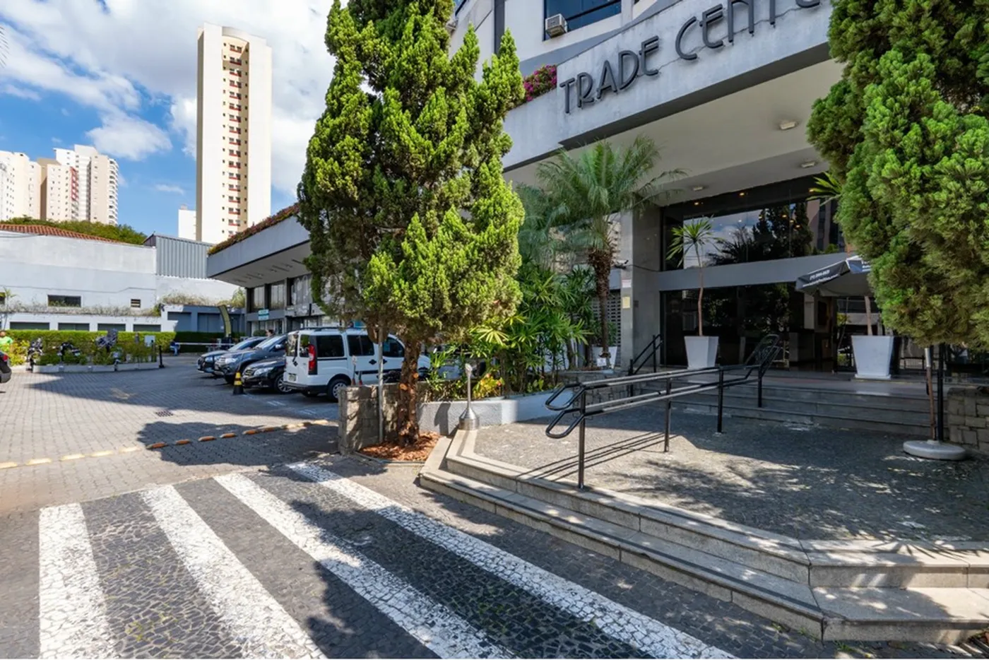 MDLM 1110 Sala 601241070-3 - REMAX Ville Exclusividades