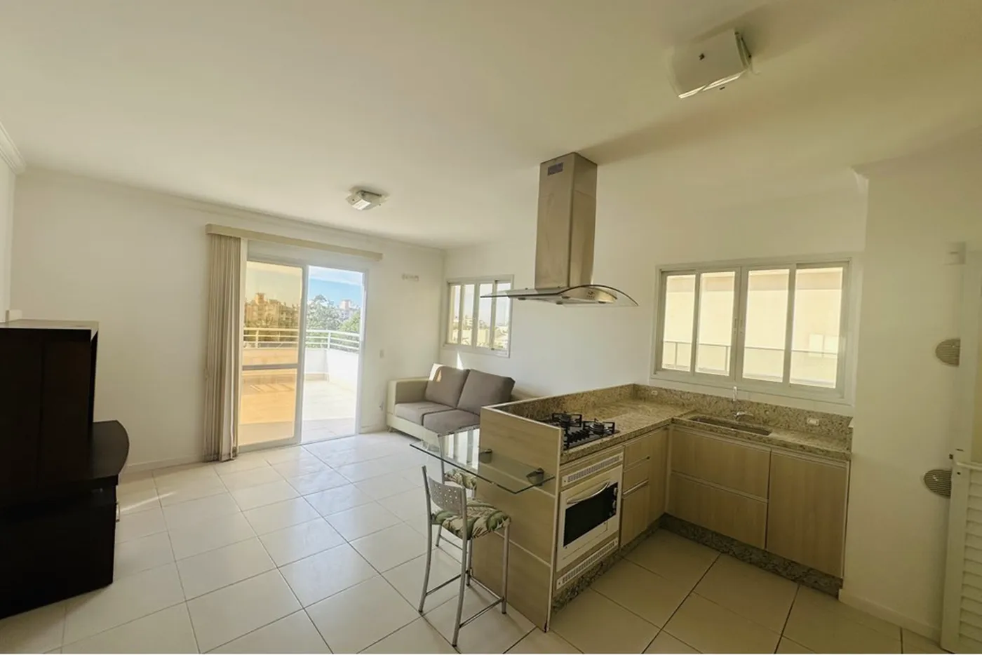 IMDH 515 Apto 590441010-70 - REMAX Dream On II Exclusividades