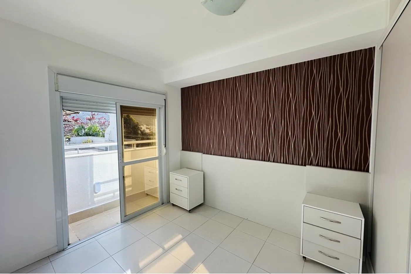 IMDH 515 Apto 590441010-70 - REMAX Dream On II Exclusividades