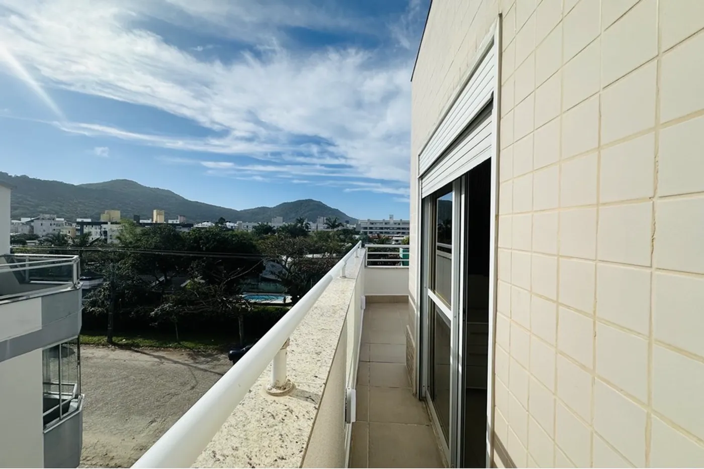IMDH 515 Apto 590441010-70 - REMAX Dream On II Exclusividades