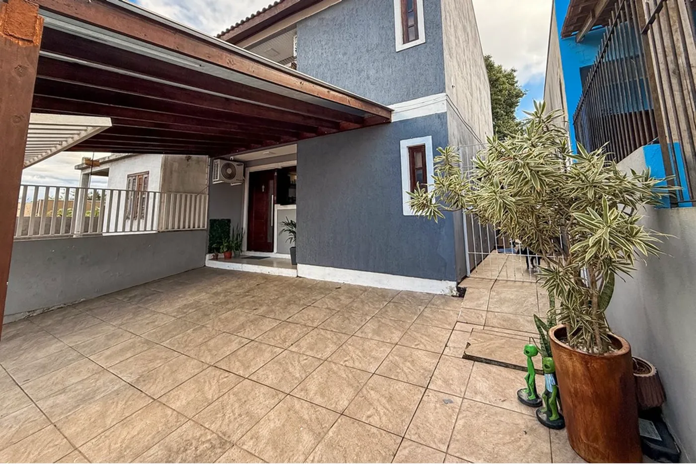 OCALN 744 Casa 612651033-98 - REMAX Pillares Exclusividades