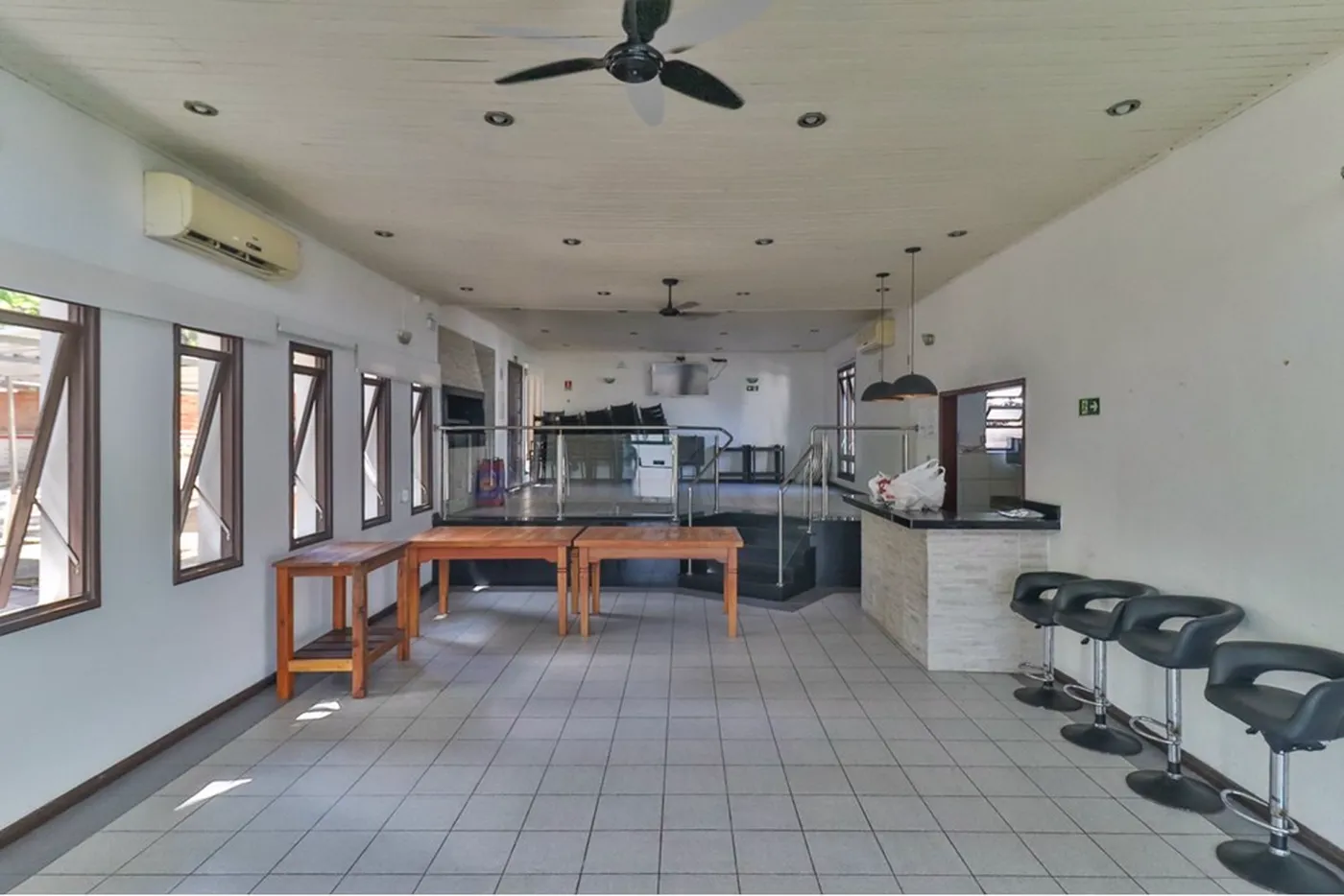 NFAS 1391 Apto 610191037-98 - REMAX Casa Sul Exclusividades