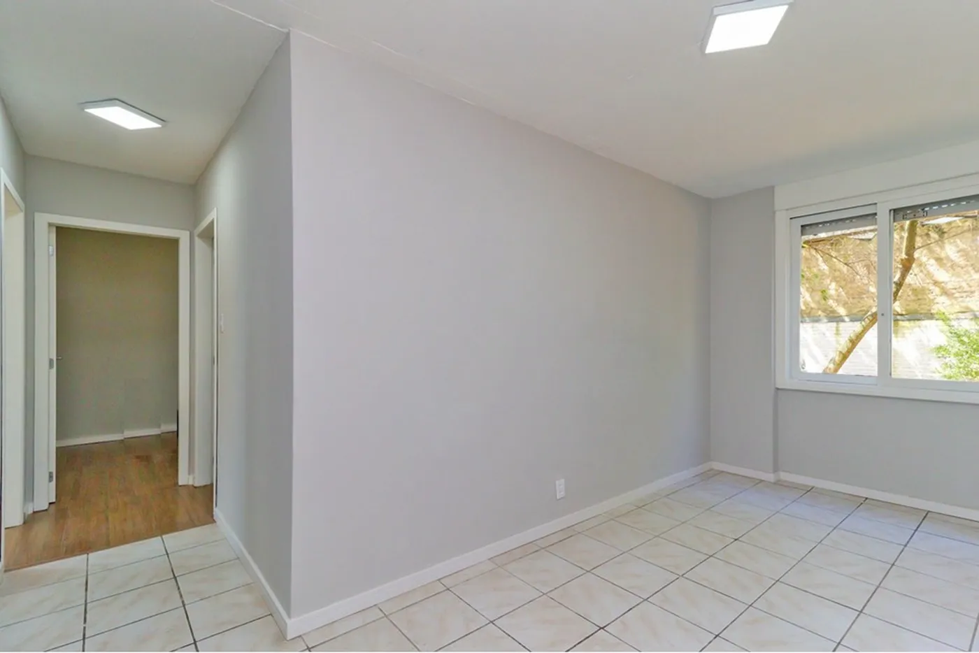 CEP 333 Apto 610191037-96 - REMAX Casa Sul Exclusividades