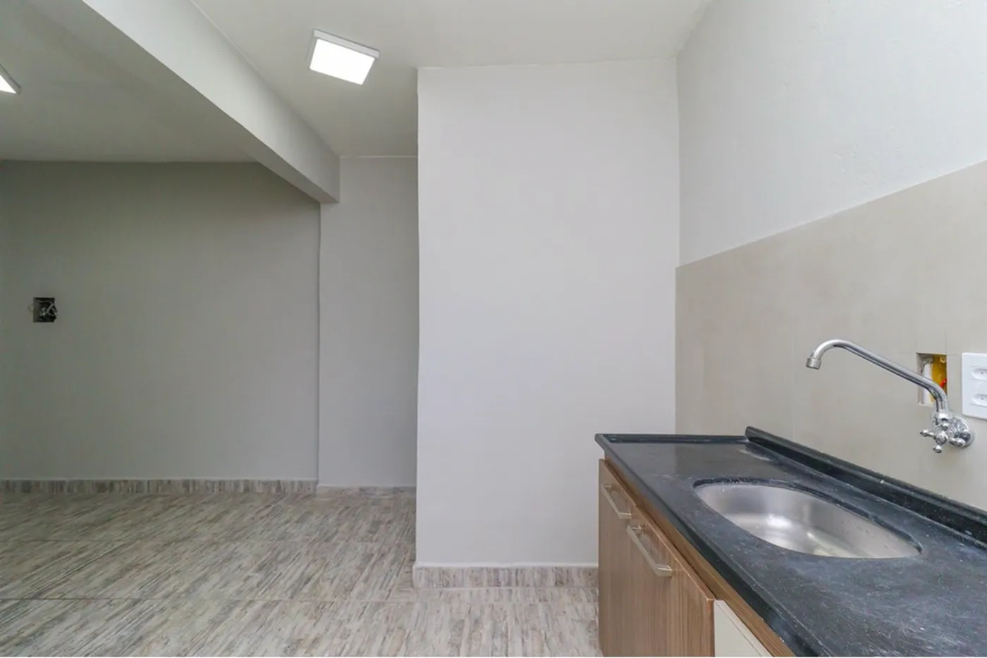 CEP 333 Apto 610191037-96 - REMAX Casa Sul Exclusividades