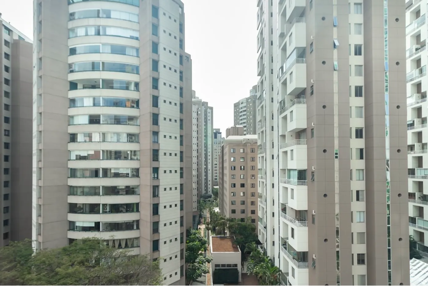 MDJ 813 Apto 602031012-59 - REMAX Classique Exclusividades