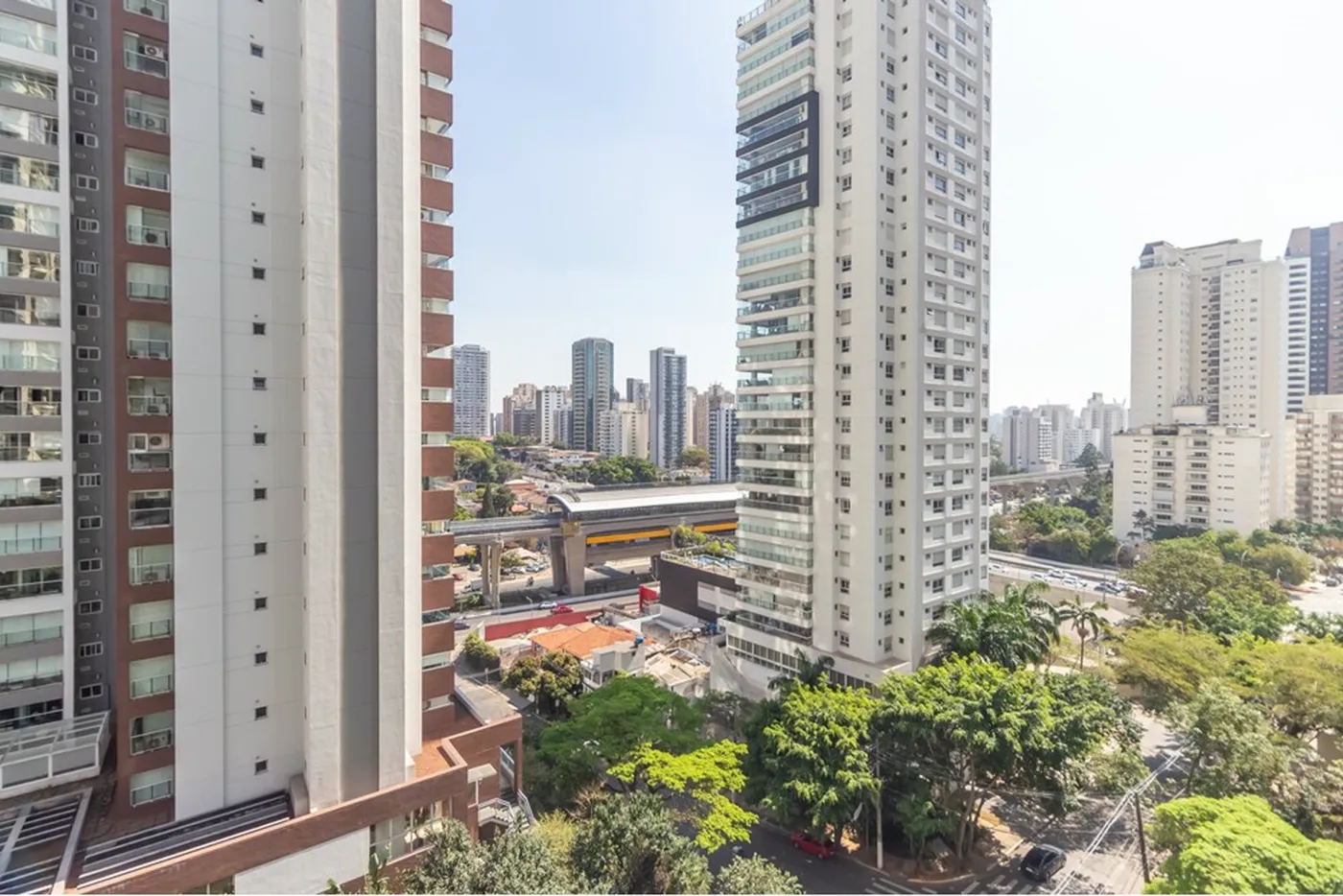 CBE 640 Apto 601481004-53 - REMAX Comunità Exclusividades