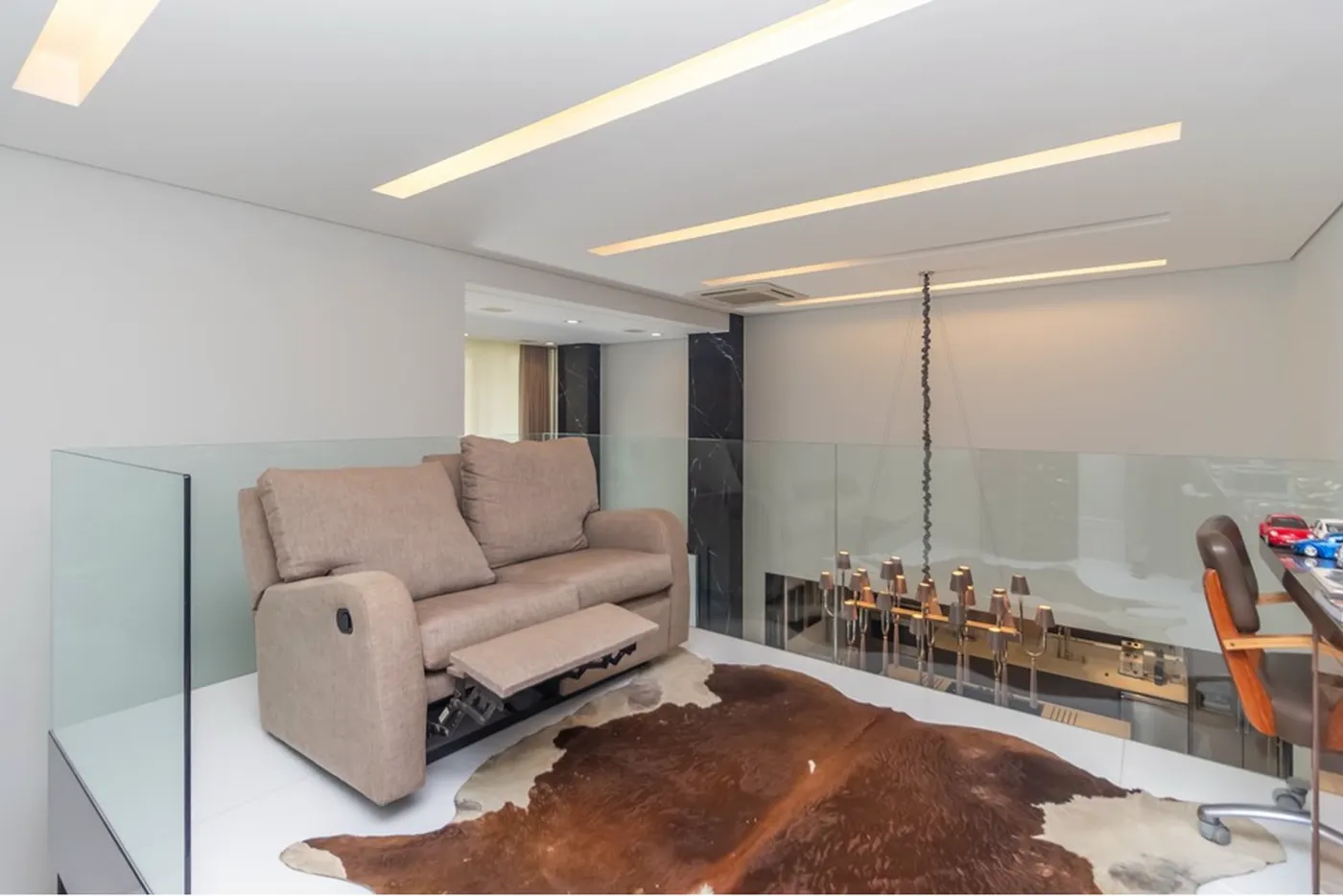 CBE 640 Apto 601481004-53 - REMAX Comunità Exclusividades
