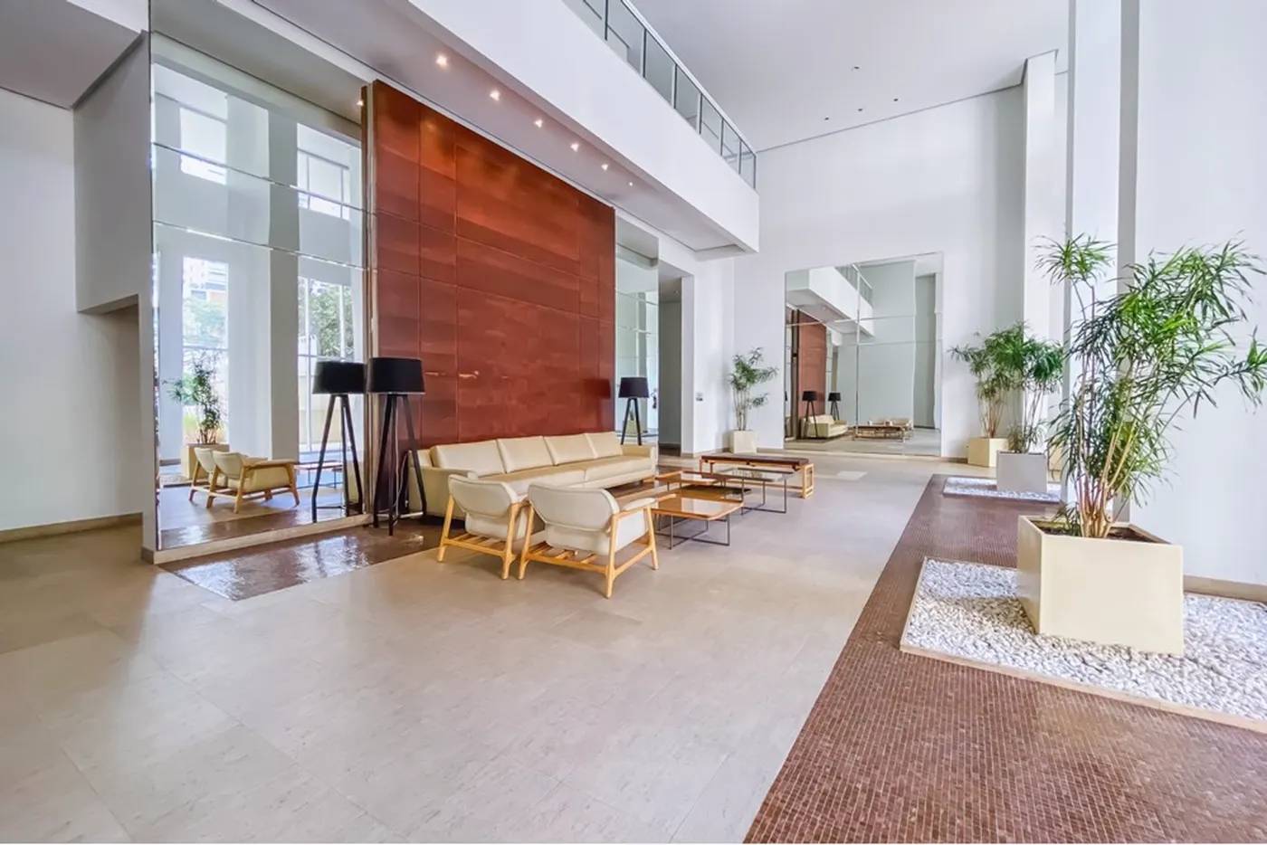 CBE 640 Apto 601481004-53 - REMAX Comunità Exclusividades