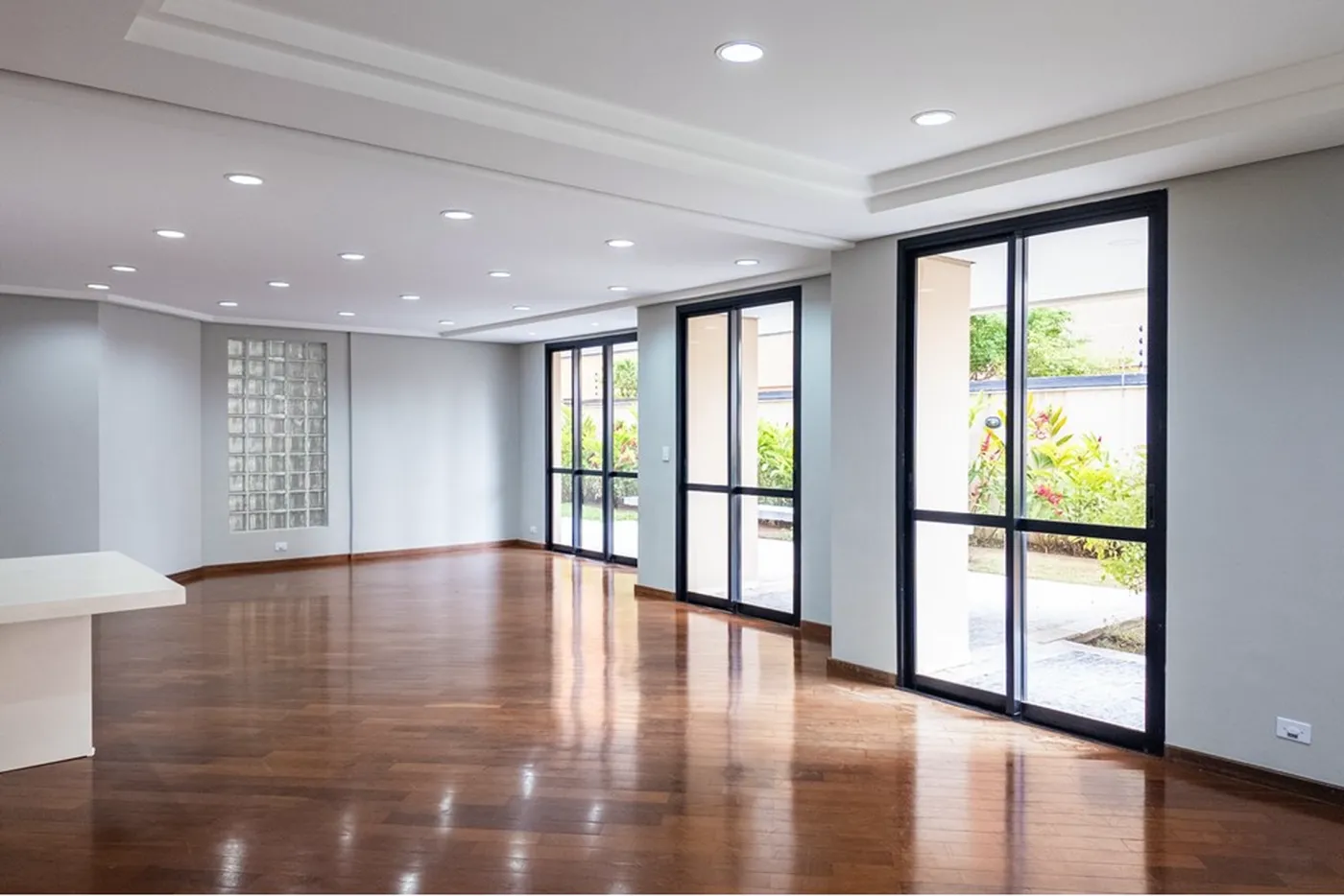 BNN 392 Apto 601971064-6 - REMAX Empire Exclusividades