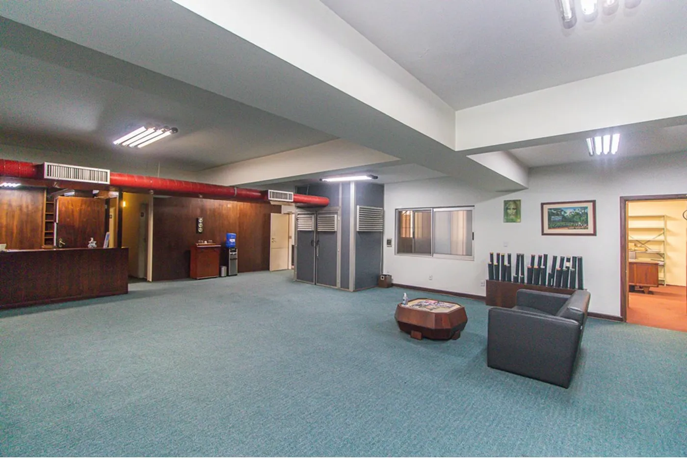 RDR 105 Sala 601081056-48 - REMAX Lepex Exclusividades