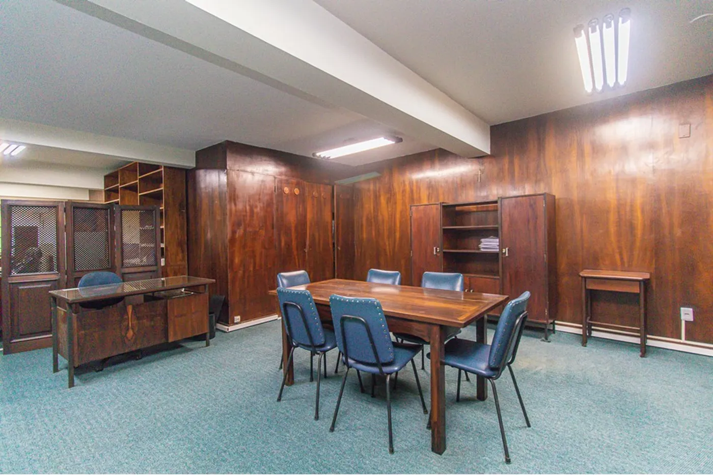 RDR 105 Sala 601081056-48 - REMAX Lepex Exclusividades