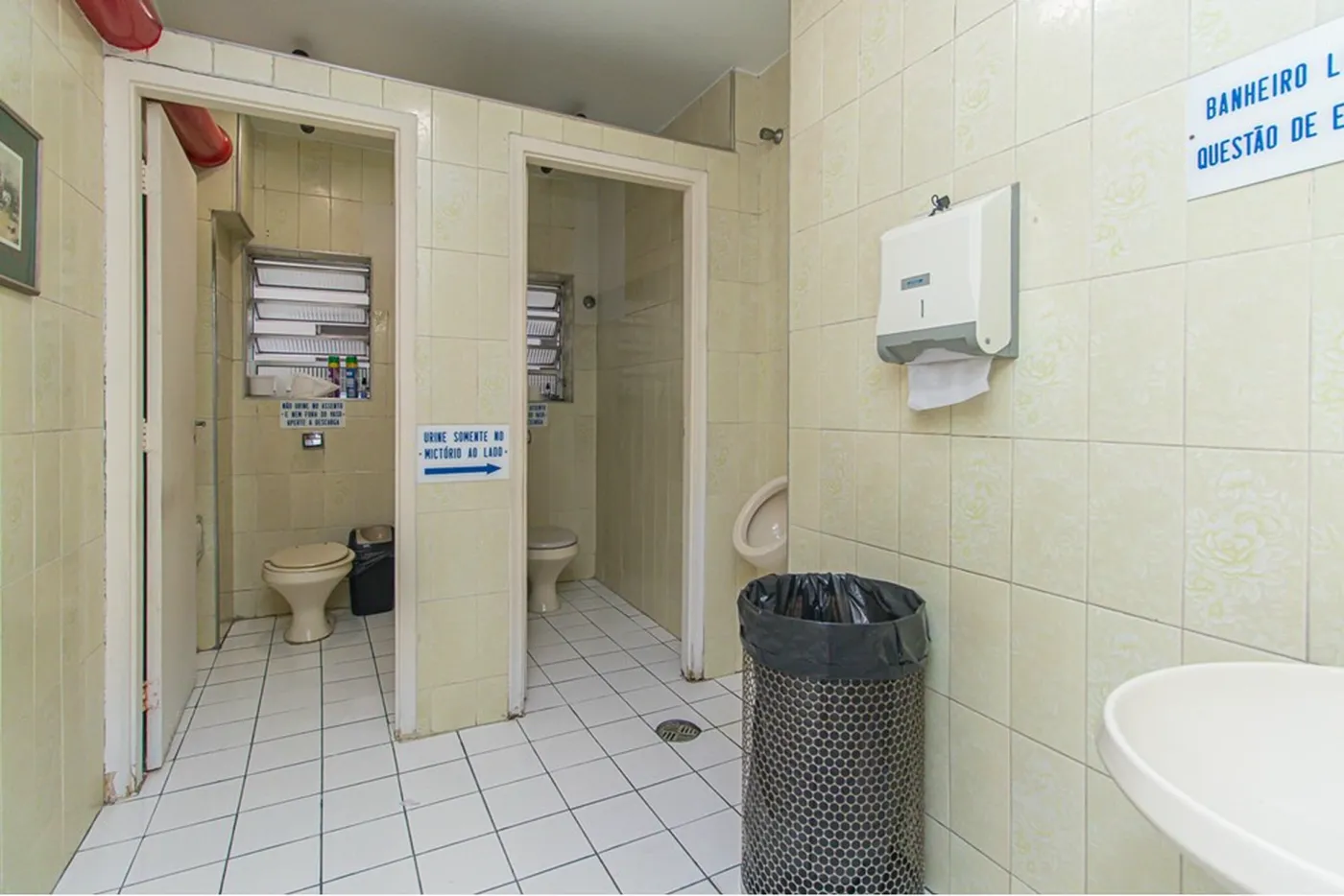 RDR 105 Sala 601081056-48 - REMAX Lepex Exclusividades