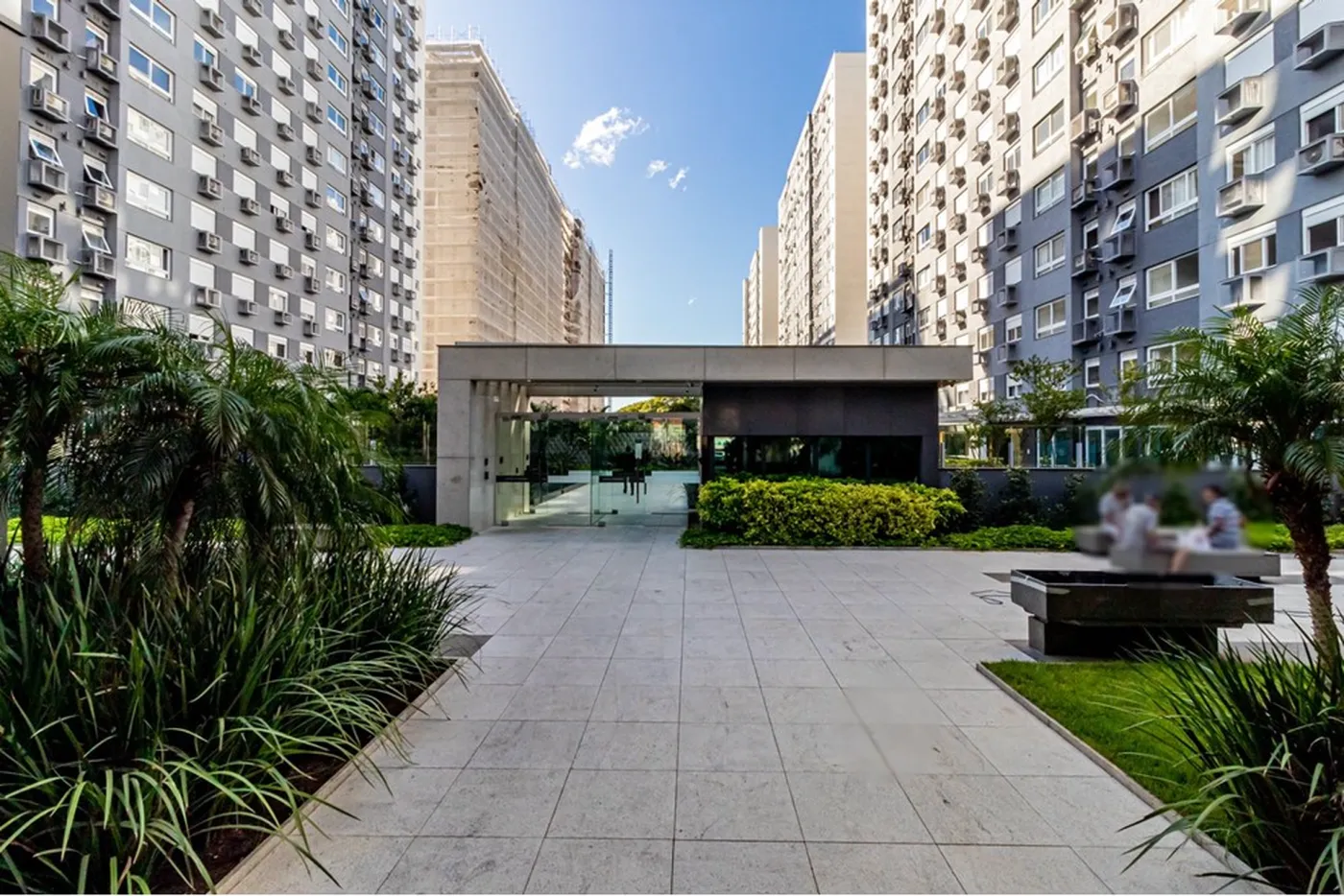 SSJZ 100 Apto 612491040-13 - REMAX Trend Exclusividades